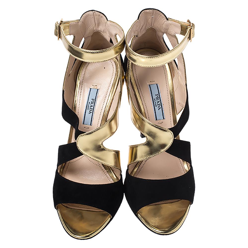 Prada Black/Gold Cut Out Patent Leather and Suede Ankle Strap Sandals Size 38.5 In Good Condition In Dubai, Al Qouz 2