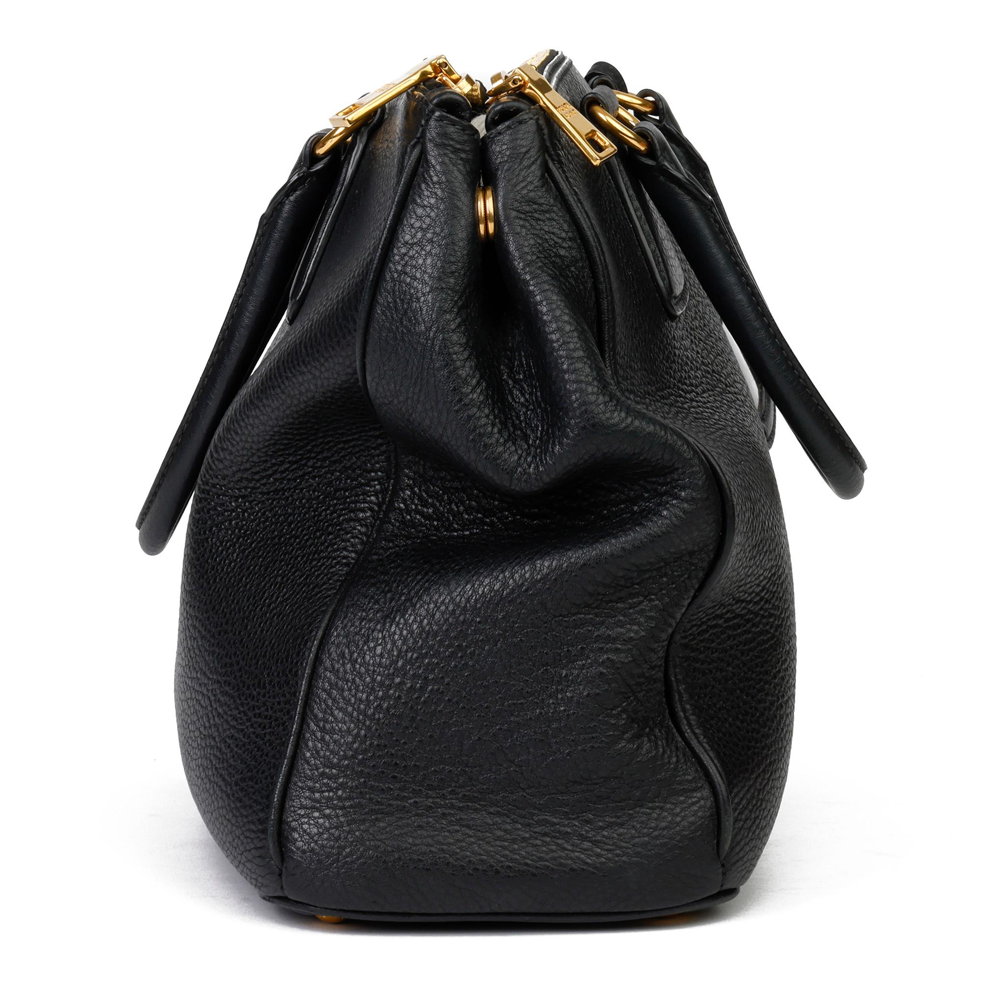 Prada Vitello Phenix Tragetasche und Brieftasche aus schwarzem genarbtem Kalbsleder (Schwarz)