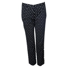 Prada, pantalone nero con stampa grafica