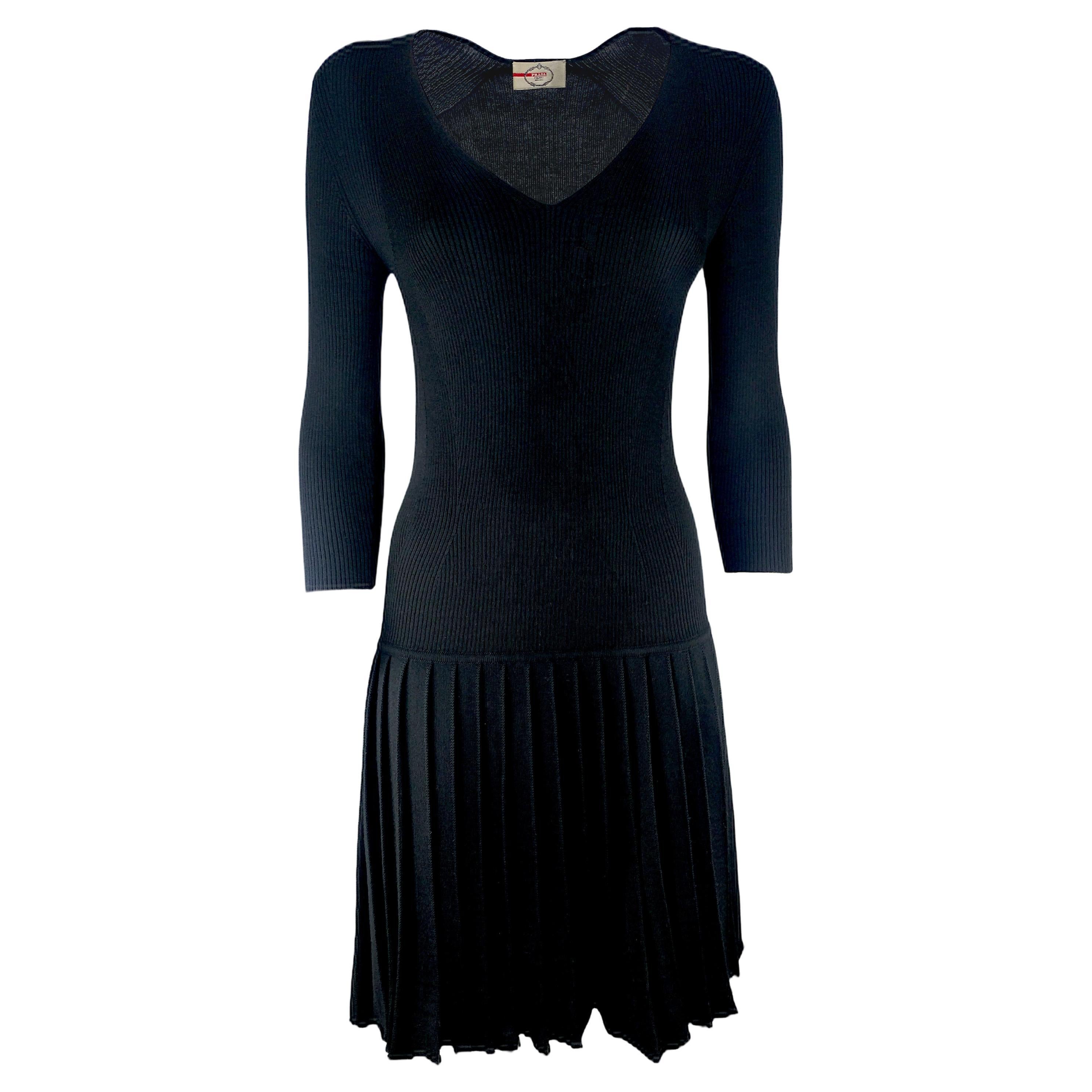 PRADA – Black Knitted Stretch Wool Dress with Pleated Skirt  Size 6US 38EU