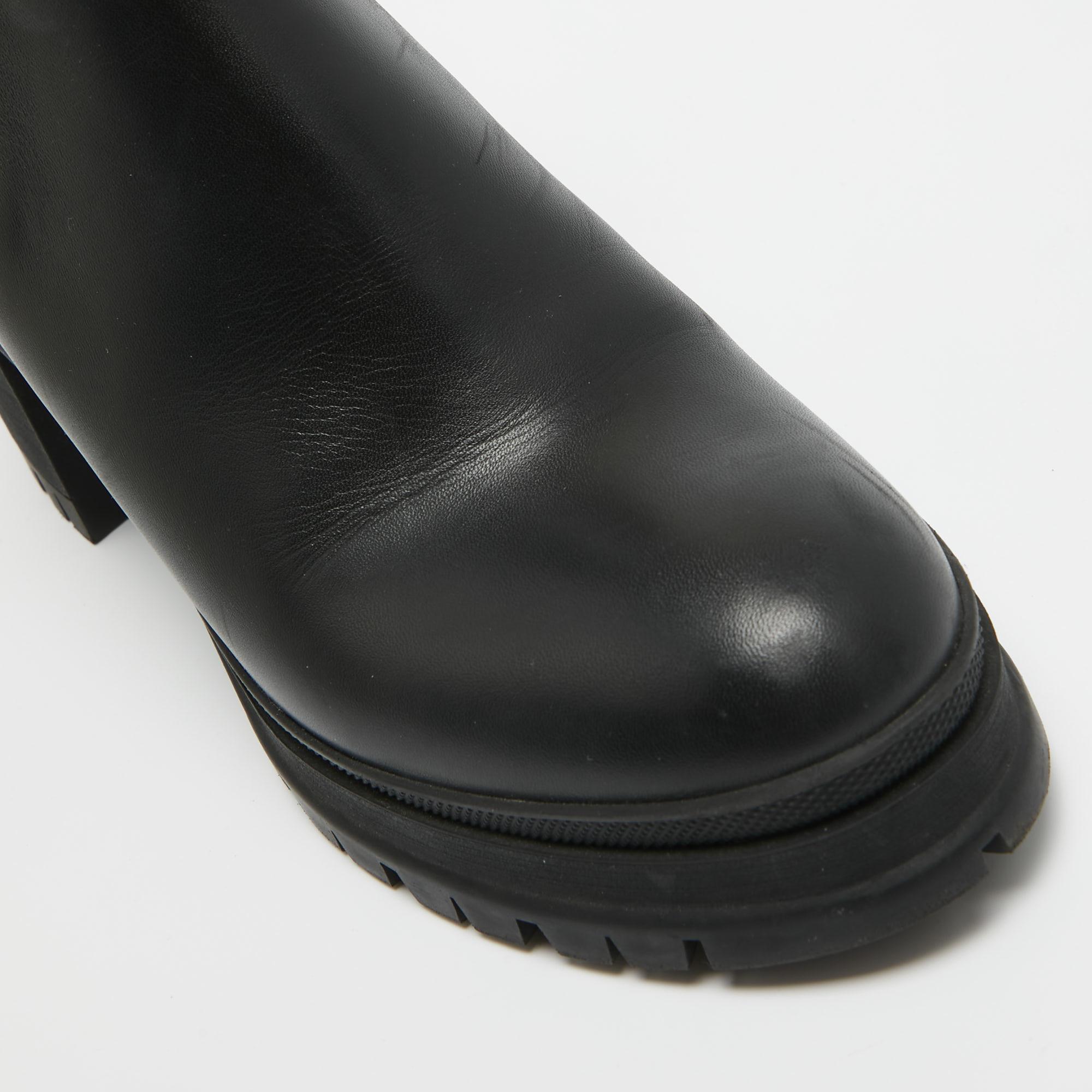 Women's Prada Black Leather Ankle Length Boots Size 38.5 For Sale