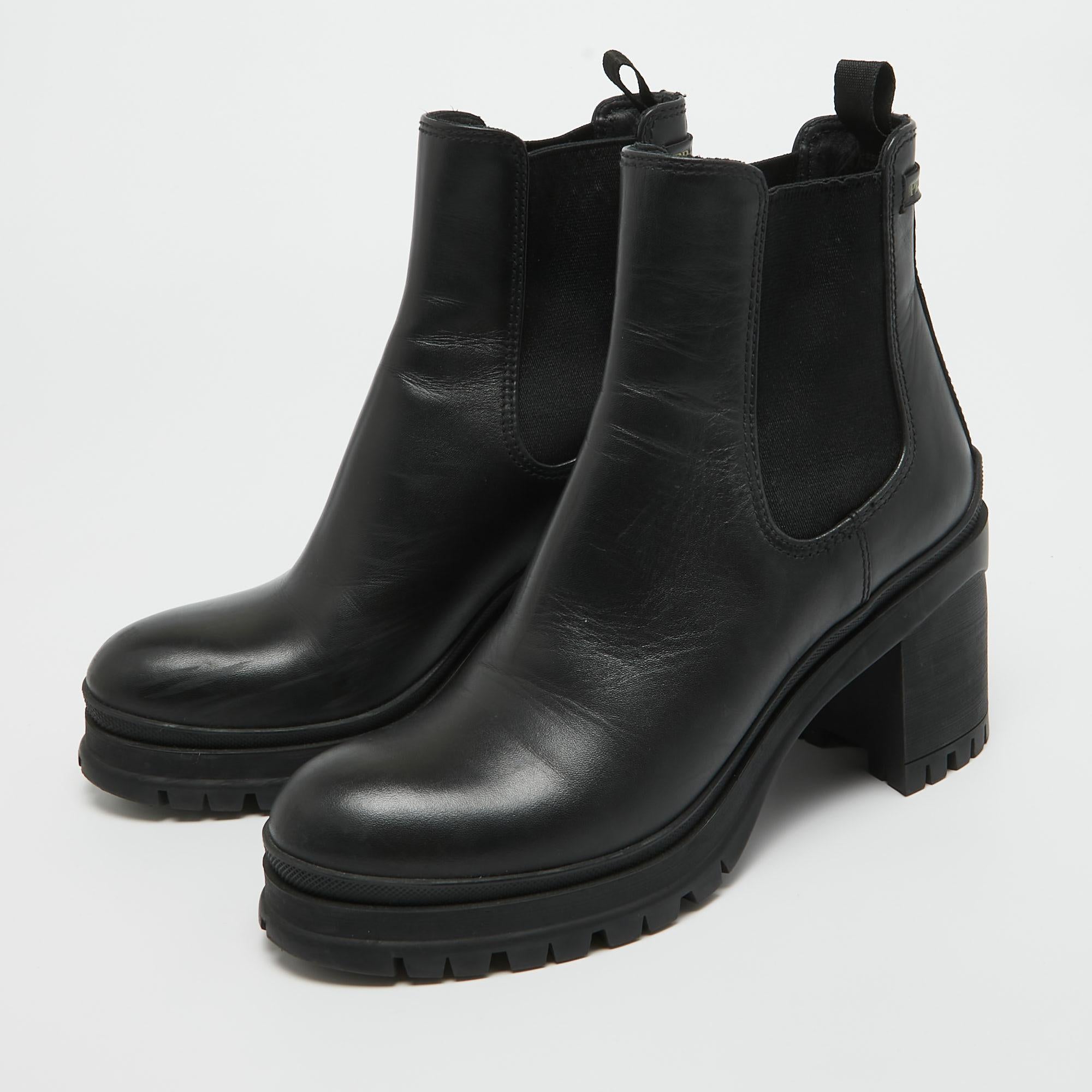 Prada Black Leather Ankle Length Boots Size 38.5 For Sale 3
