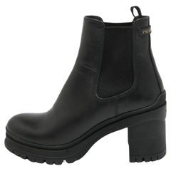 Prada - Bottes en cuir noir Taille 38.5