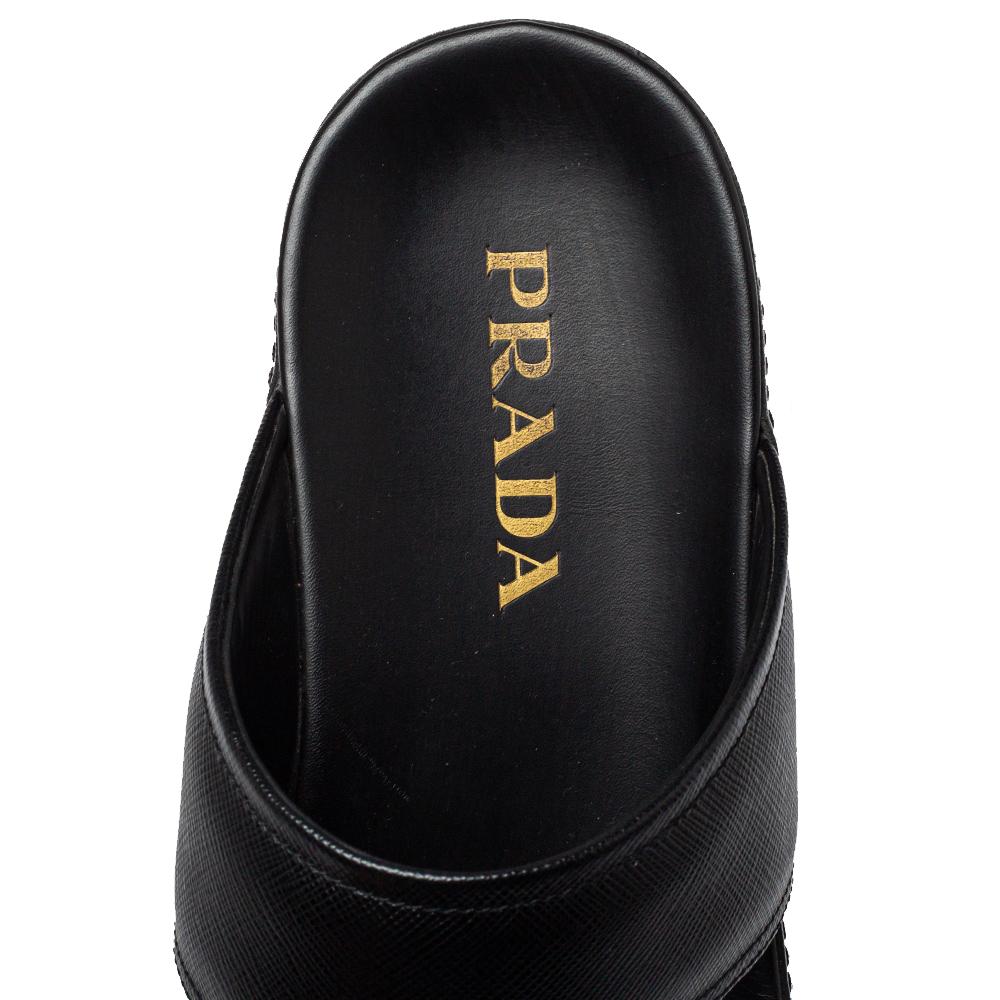 Prada Black Leather Buckle Slide Flat Sandals Size 41.5 In Good Condition In Dubai, Al Qouz 2