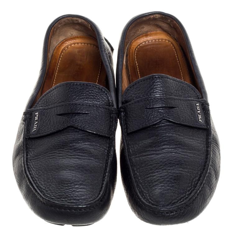 Prada Cuero Negro Driver Penny Slip On Mocasines Talla 42 en Bastante bueno Estado en Dubai, Al Qouz 2