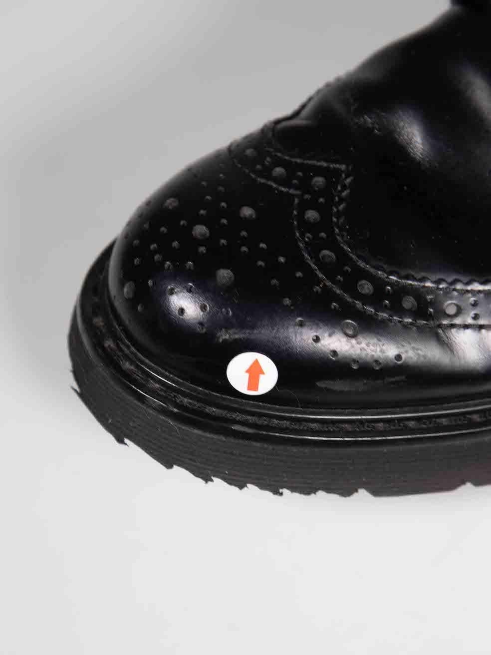Prada - Chaussures à lacets en cuir noir - Taille IT 38 en vente 3