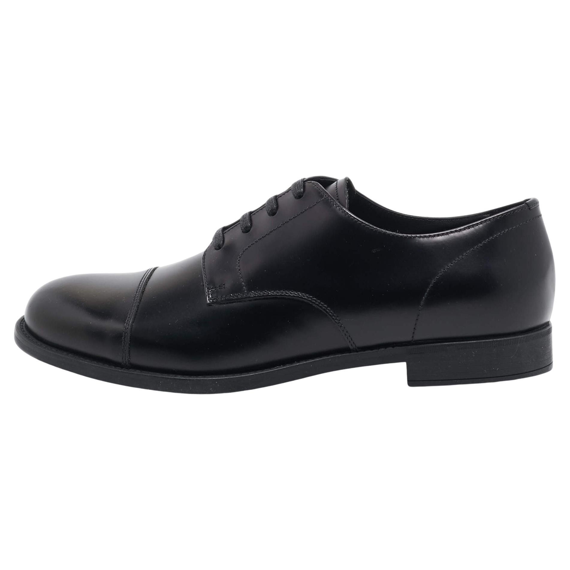 Prada Black Leather Lace Up Derby Size 40 For Sale
