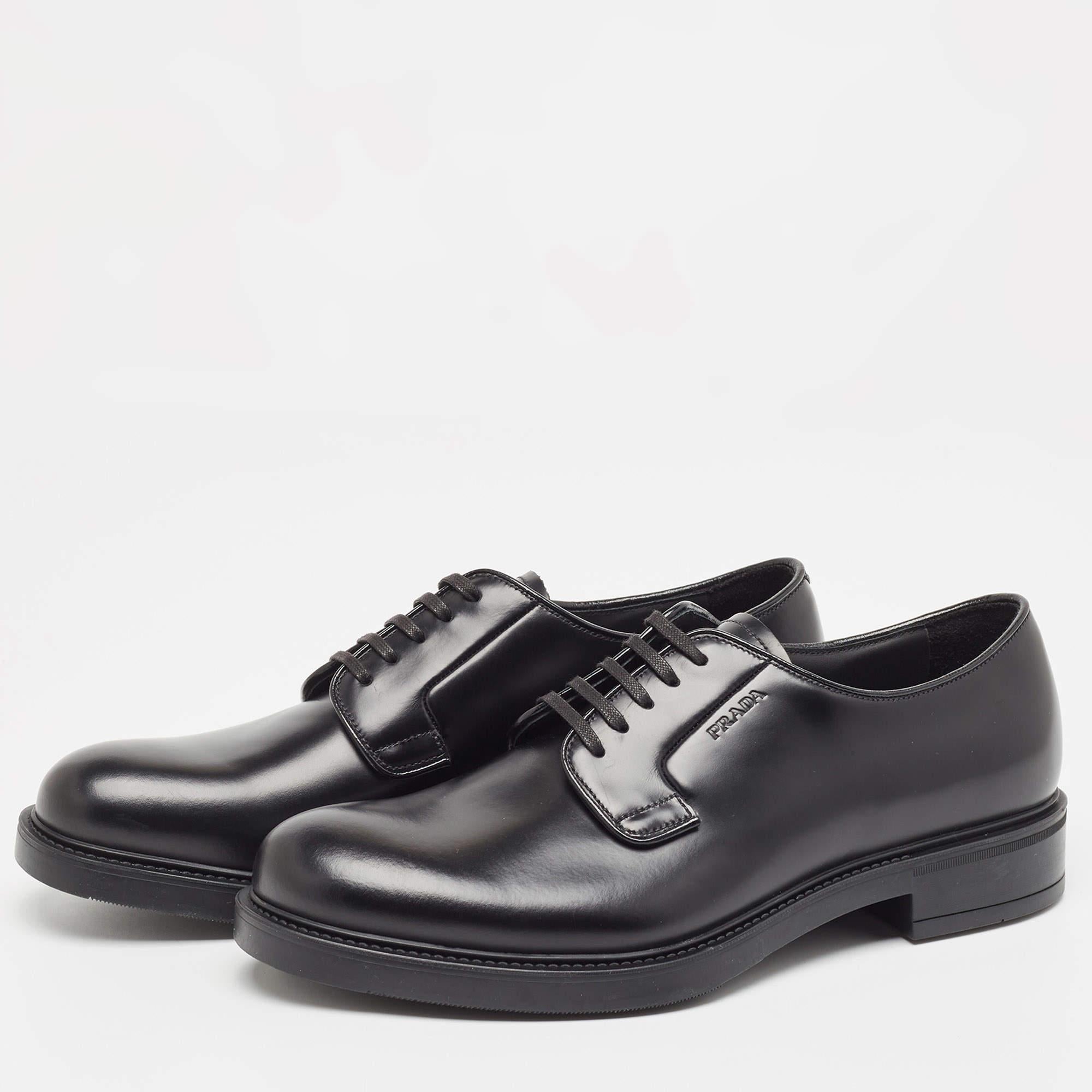 Prada Black Leather Lace Up Oxfords Size 40 For Sale 4