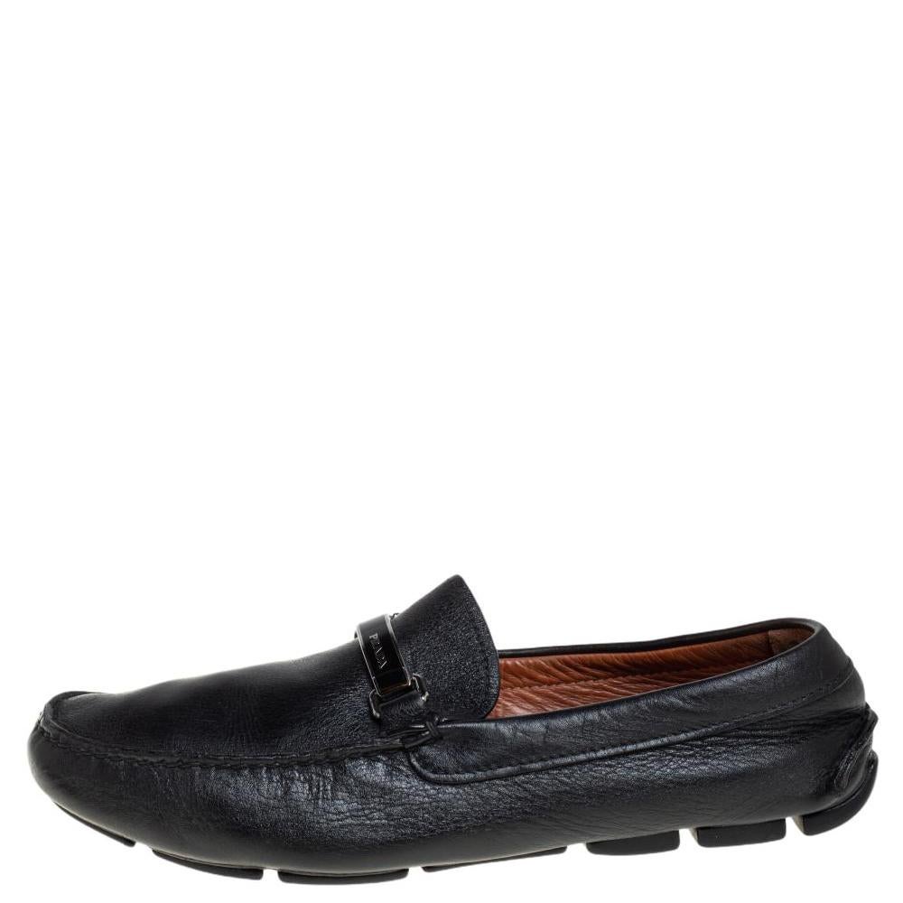 Prada Black Leather Logo Embellished Loafers Size 41 For Sale 1