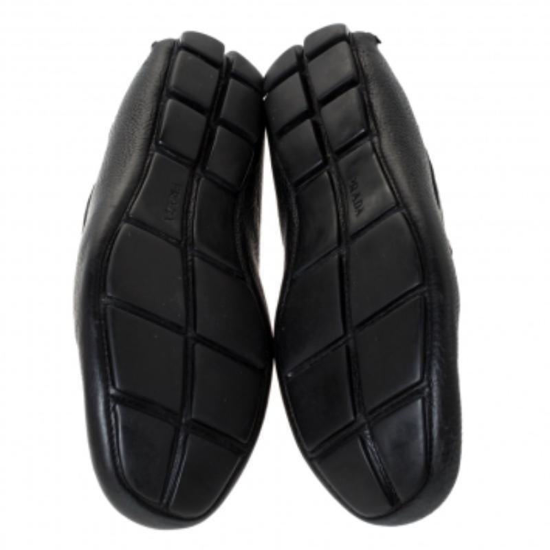 Prada Mocasines Slip On Cuero Negro Talla 43.5 en venta 2