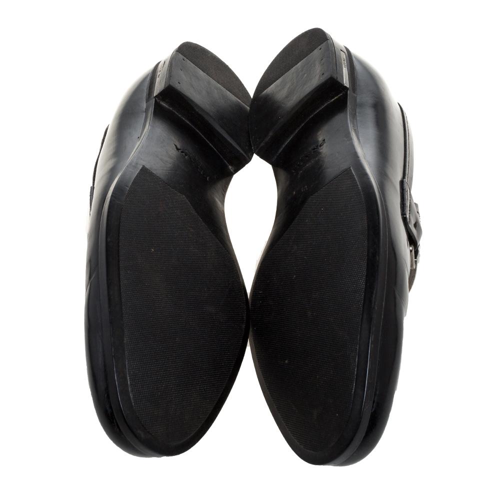 Mocasines Prada Negro Cuero Placa Bit Logo Talla 40 2