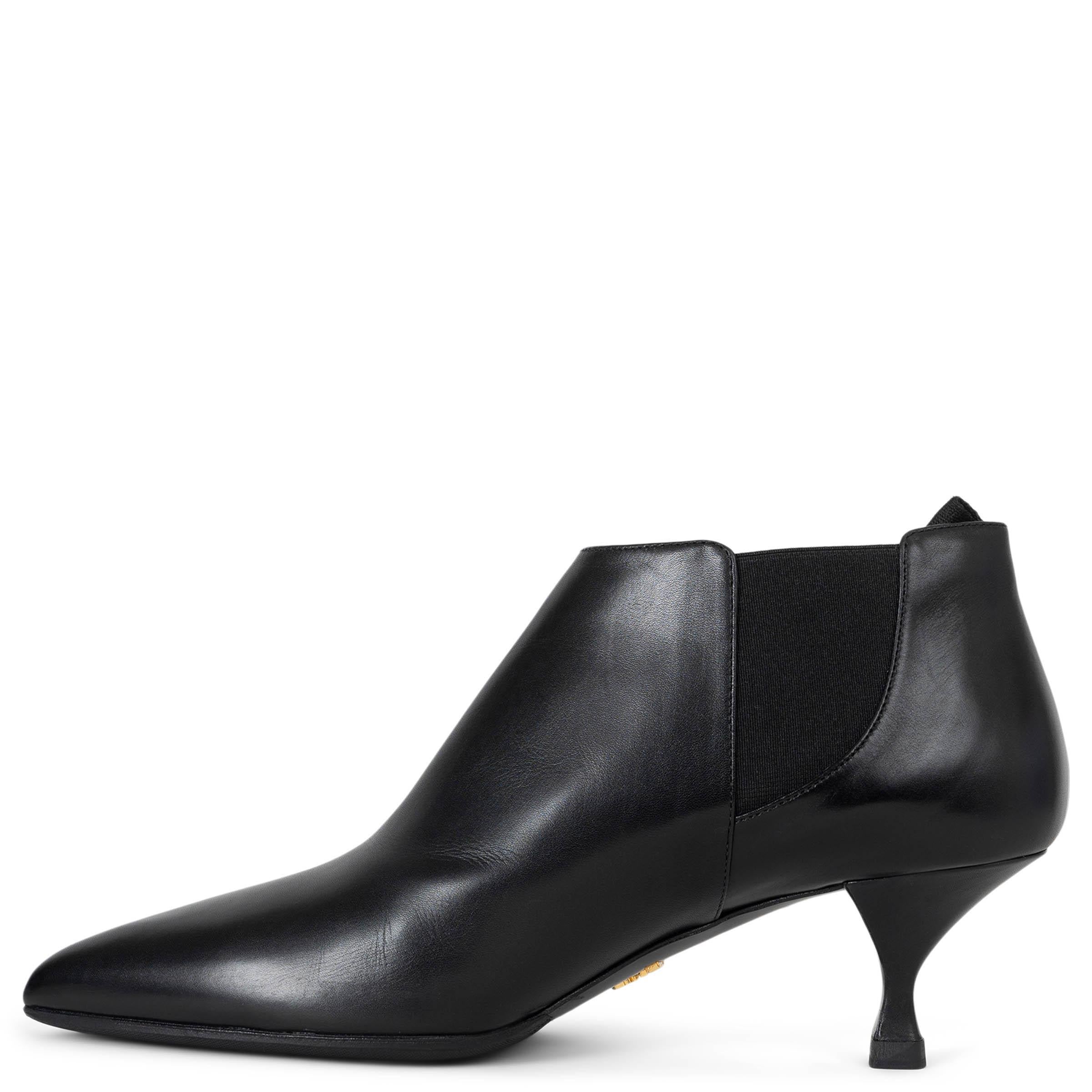 Black PRADA black leather Pointed Toe Ankle Boots Shoes 39 For Sale