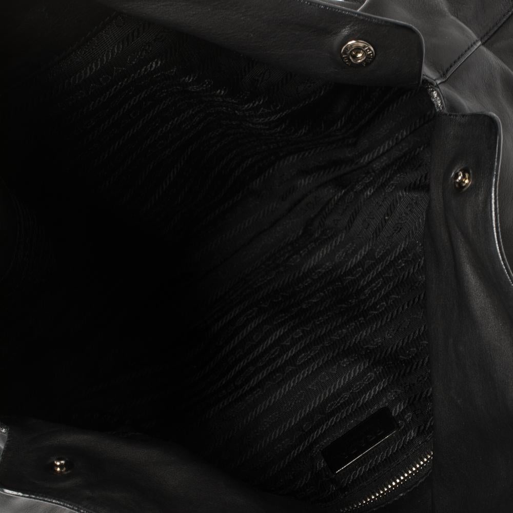 Prada Black Leather Pushlock Shoulder Bag 3
