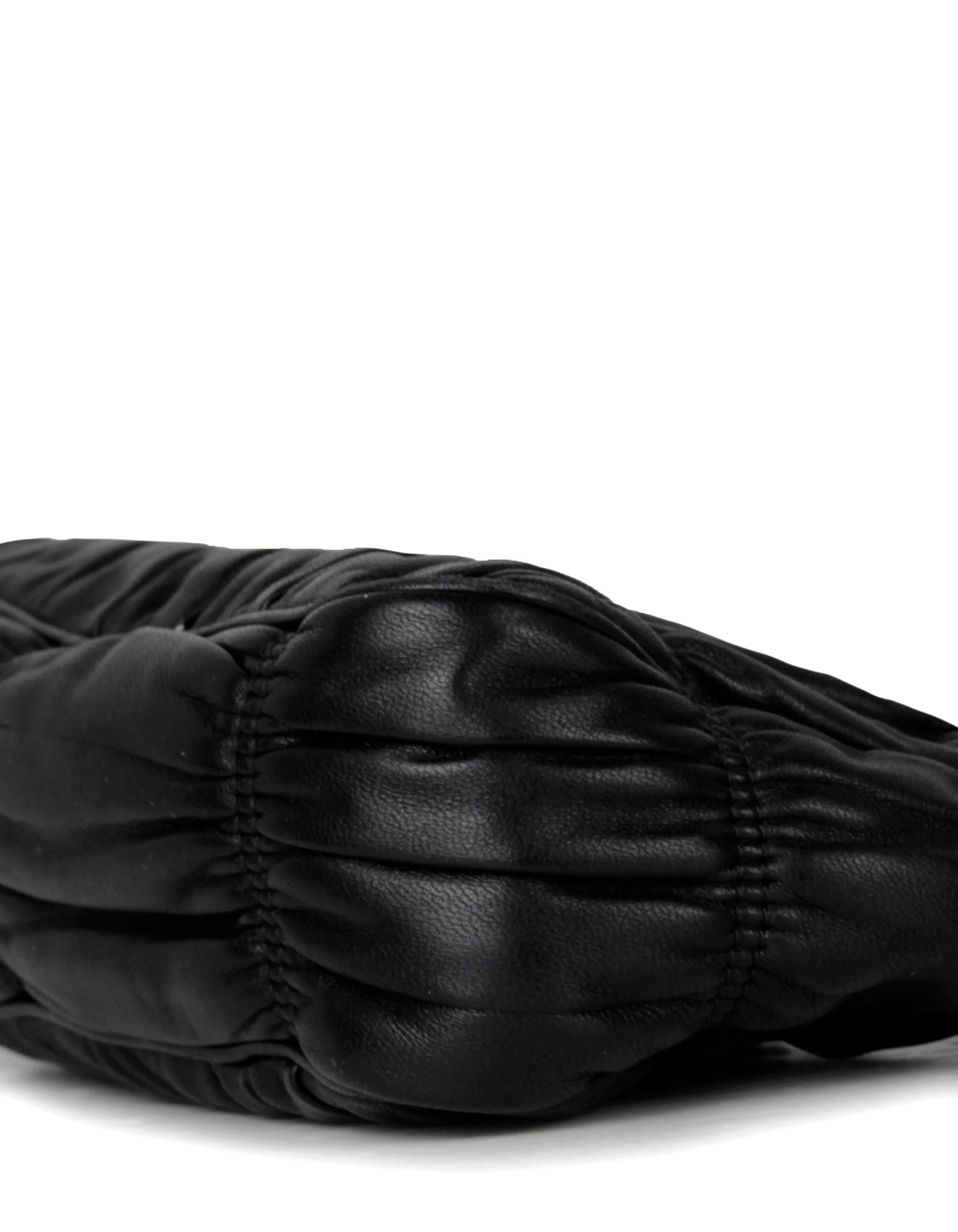 Women's or Men's Prada Black Leather Re-Edition 2005 Nappa Gaufré Crossbody Bag