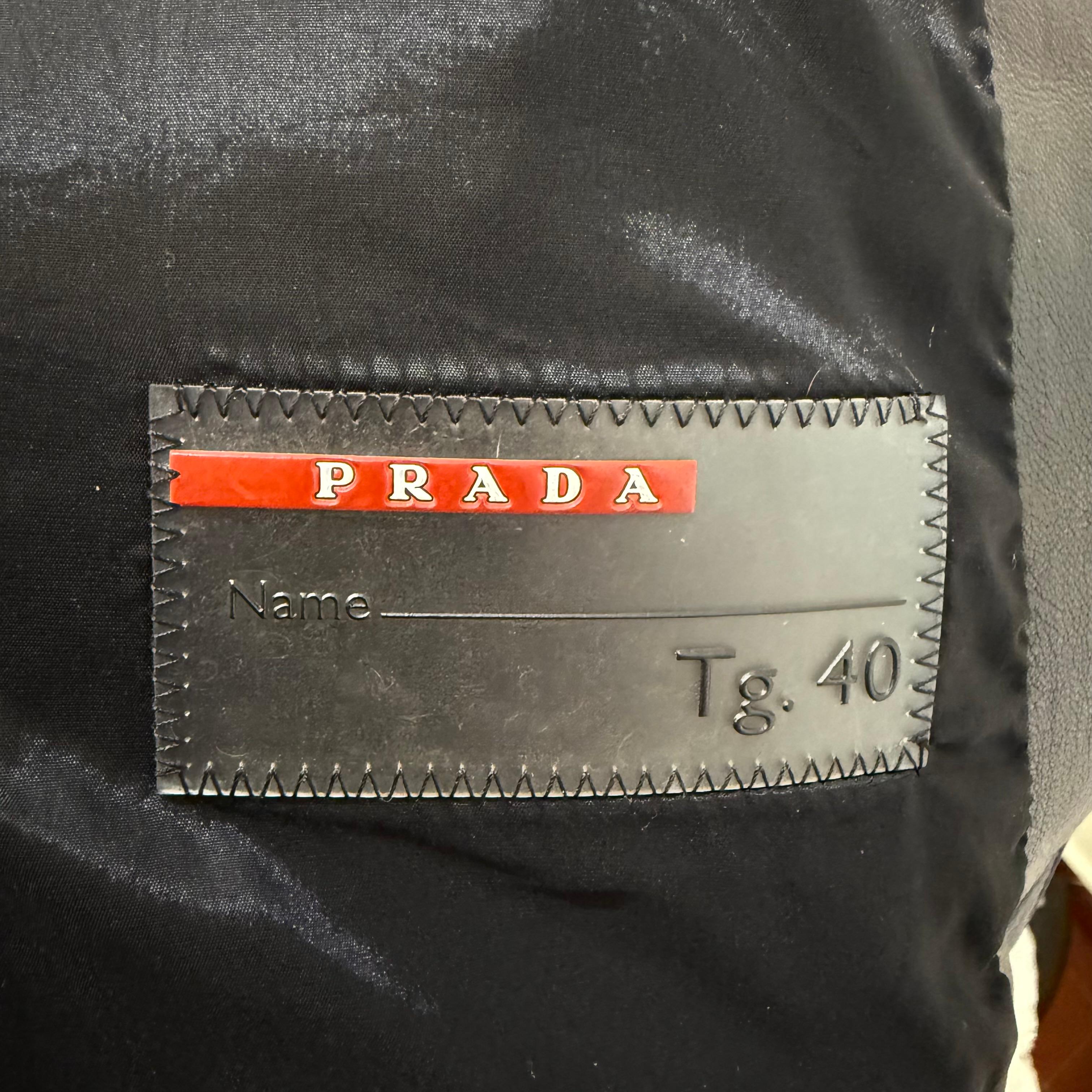 Prada Schwarze Leder & Rouches Jacke Größe IT 40 im Angebot 7