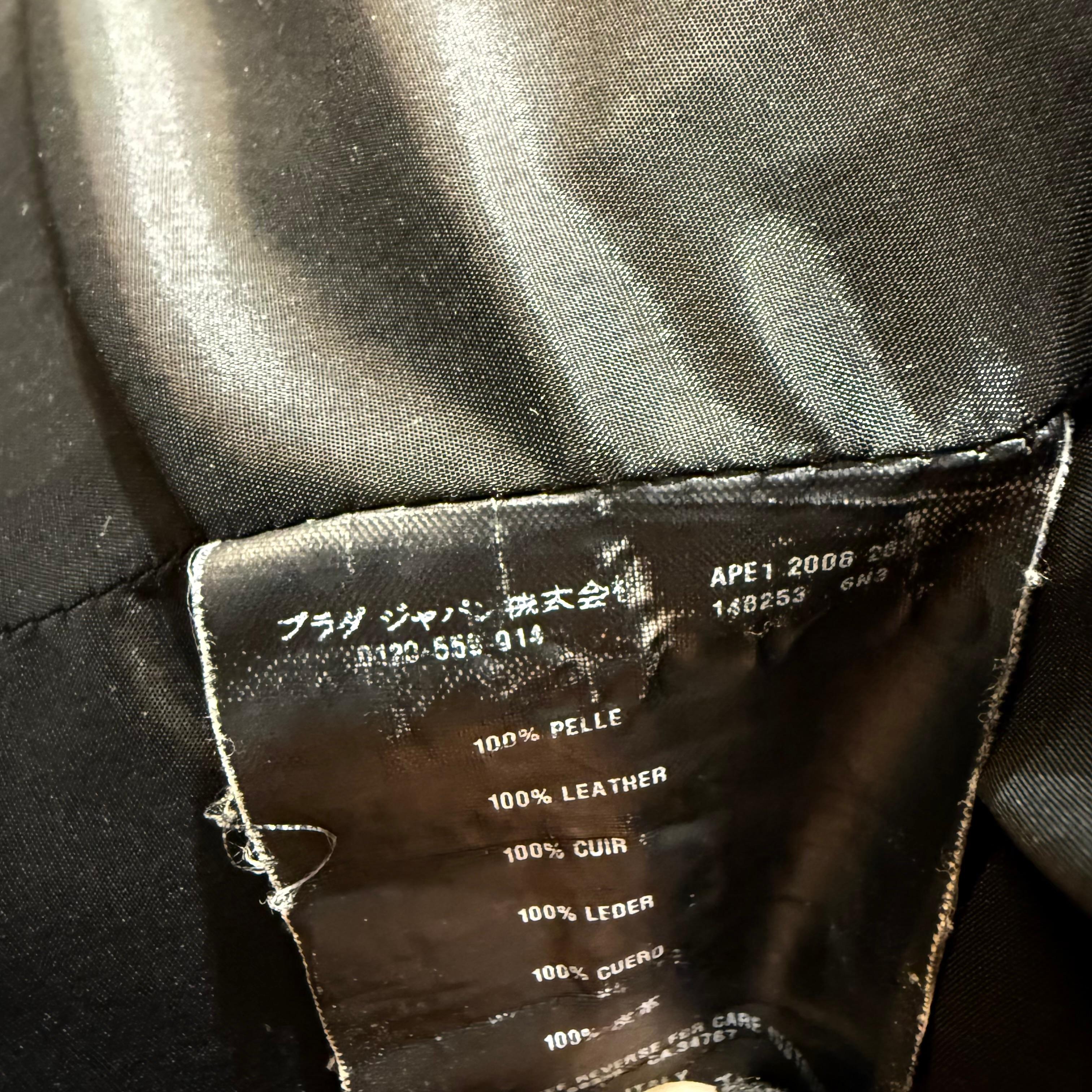 Prada Schwarze Leder & Rouches Jacke Größe IT 40 im Angebot 8