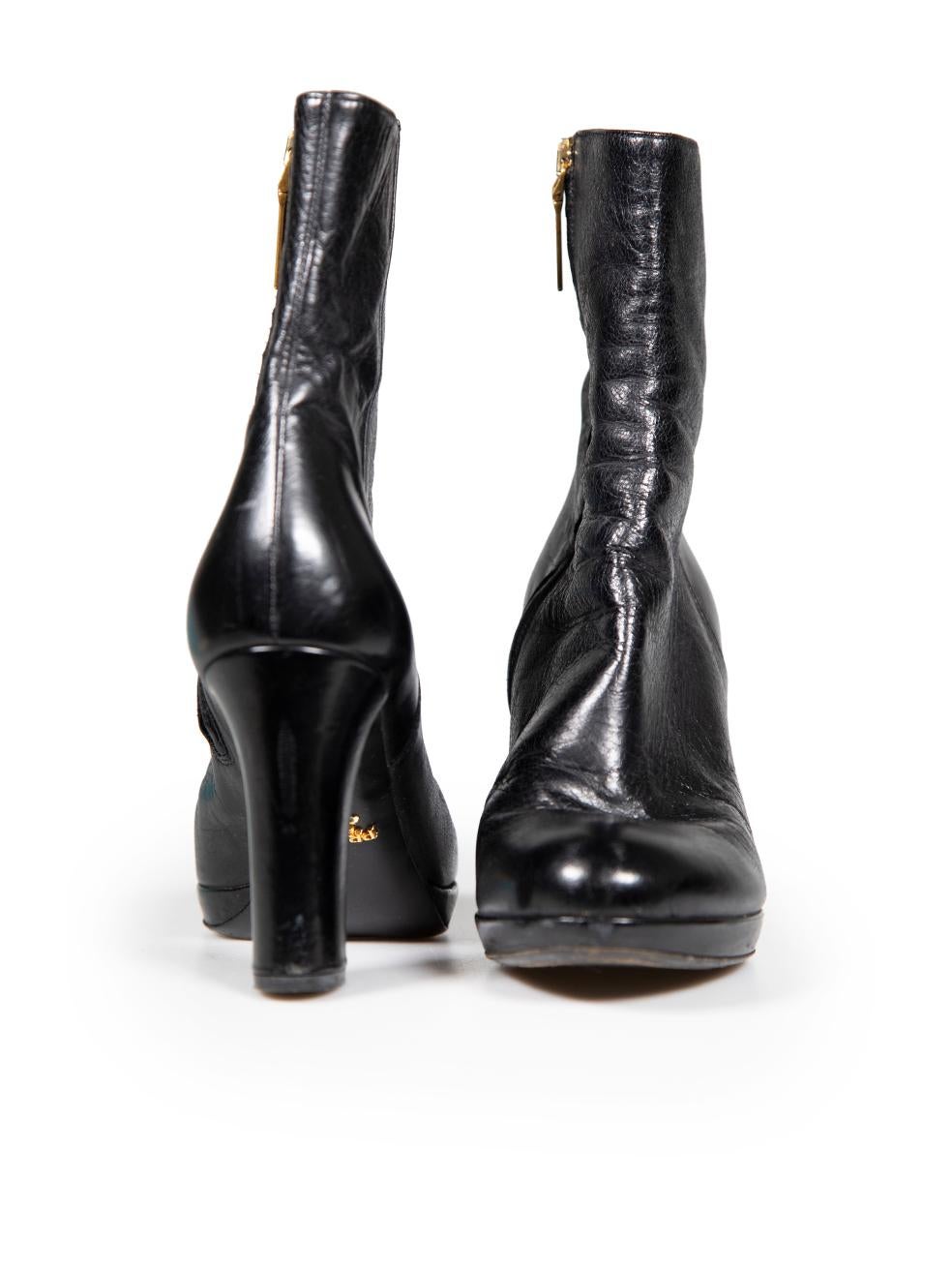 Prada Black Leather Round Toe Ankle Boots Size IT 36 In Good Condition For Sale In London, GB