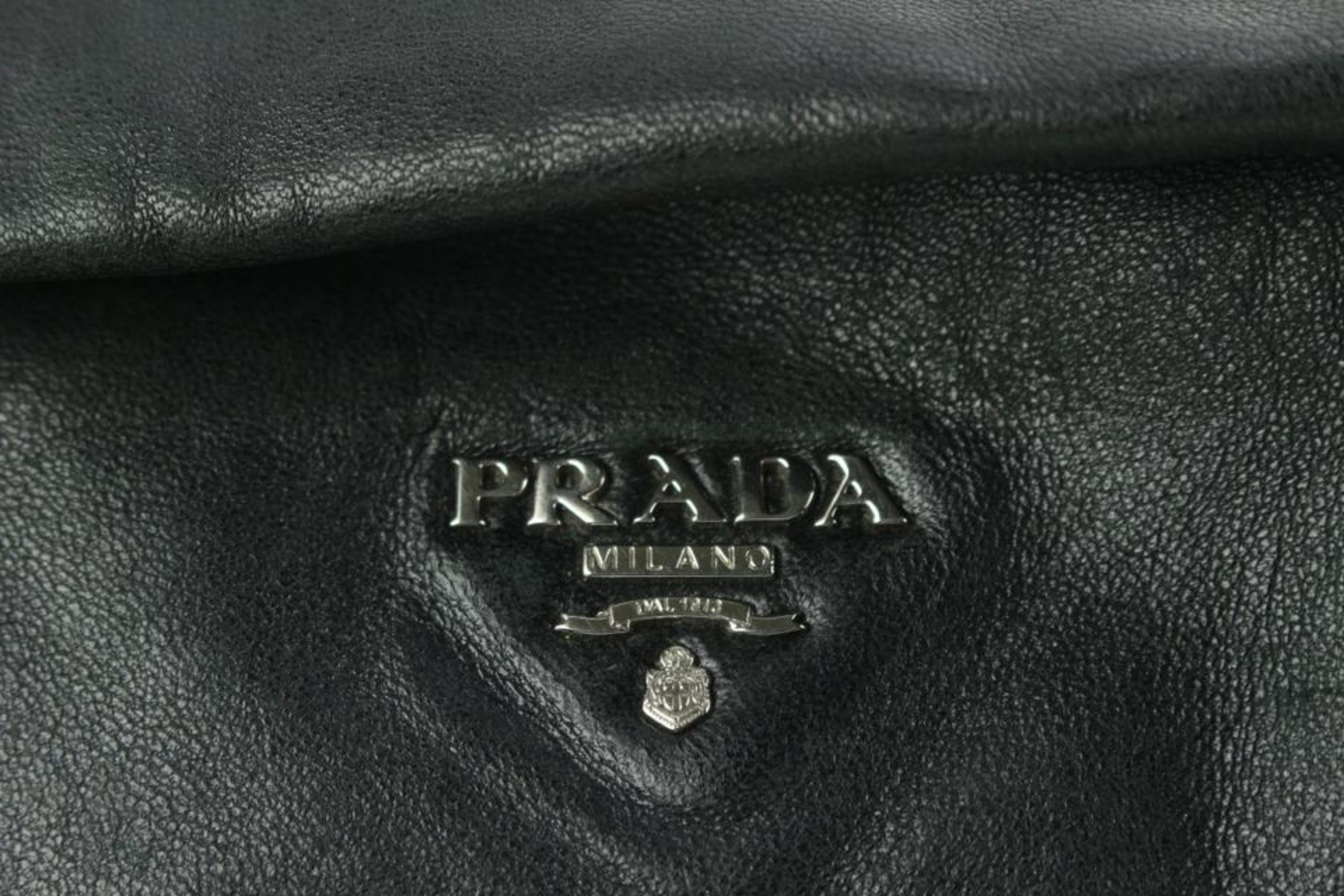 Prada Borsa Tote in pelle nera 14p19 in vendita 2