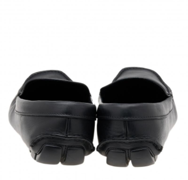 Prada Black Leather Slip On Loafers Size 42 For Sale 2