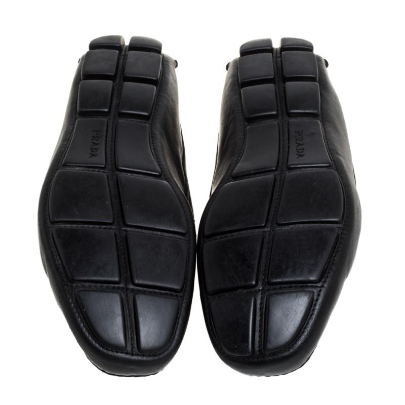 Prada Black Leather Slip On Loafers Size 42 For Sale 2