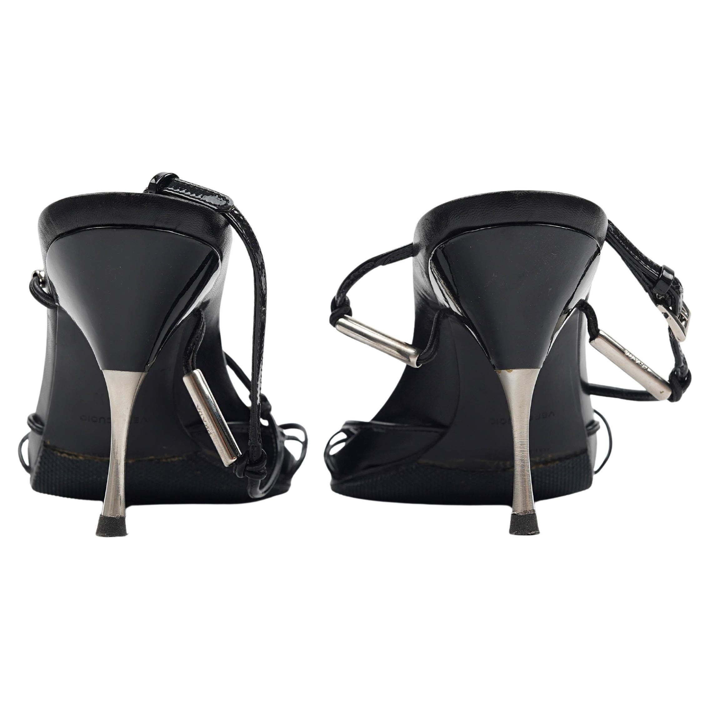 Prada Black Leather Strappy Sandals with Silver-Tone Bar Details EU 39 For Sale 6