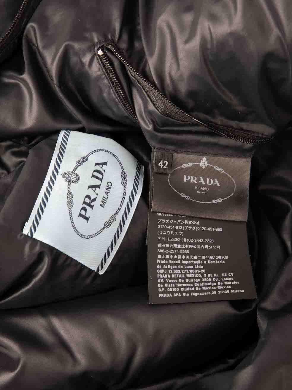 Prada Black Logo Detachable Sleeve Puffer Jacket Size M For Sale 2