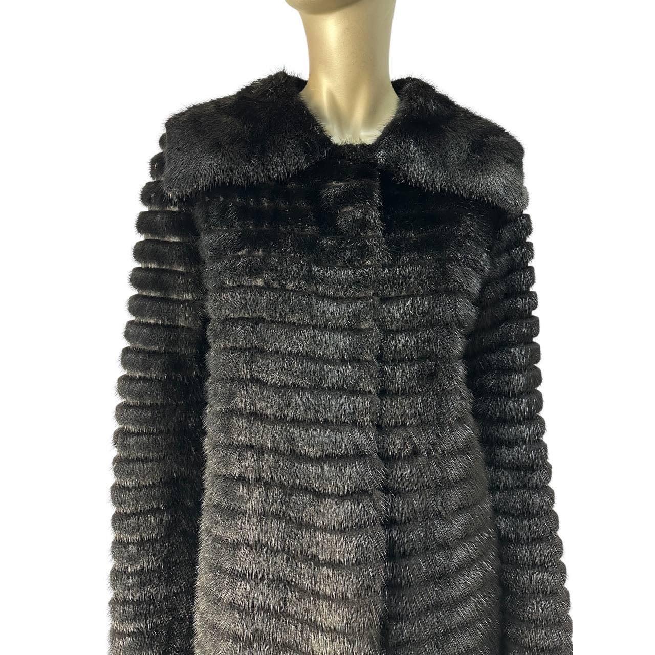 Prada Manteau en fourrure de vison noir - Taille IT42 Excellent état - En vente à Krakow, PL
