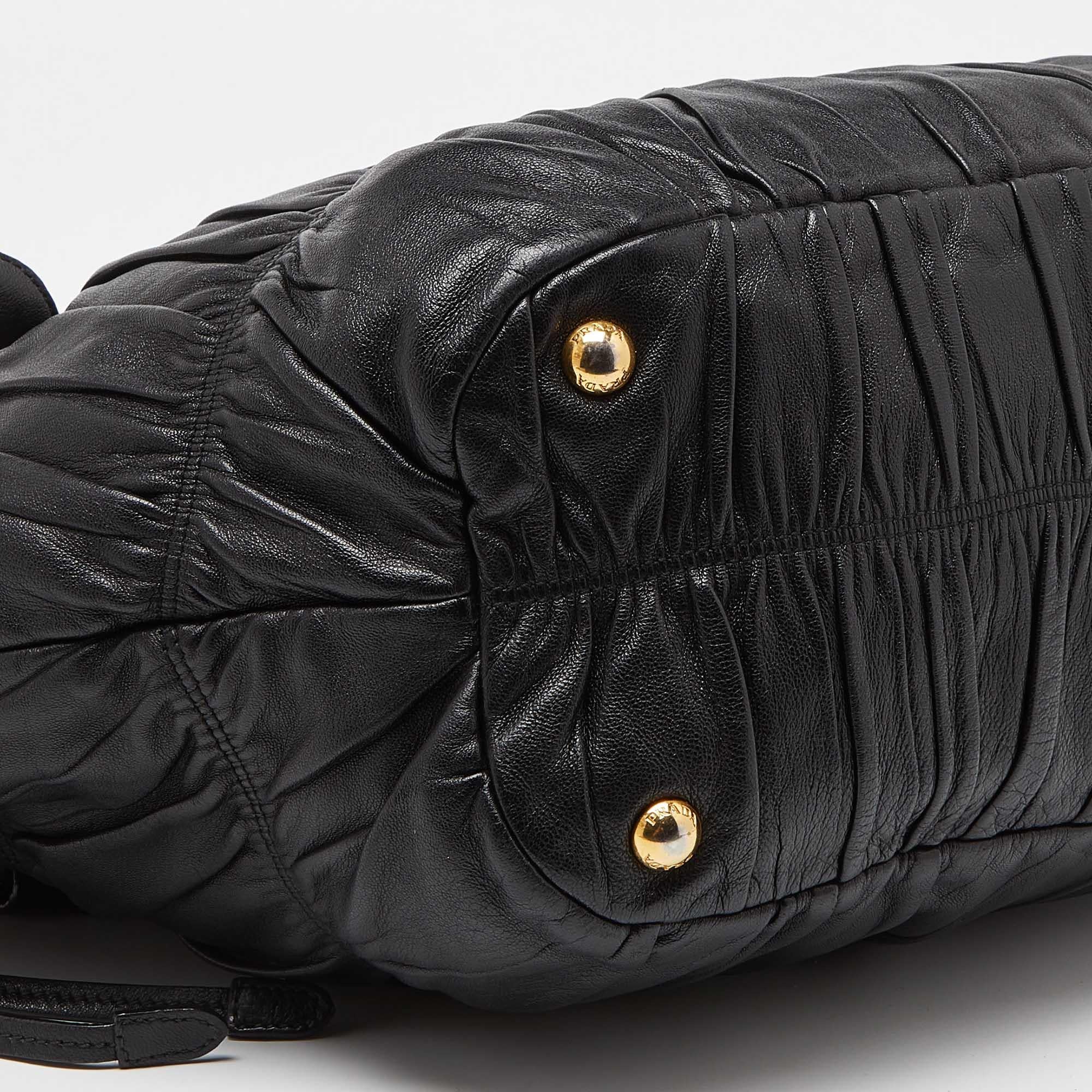 Prada Black Nappa Gaufre Leather Tote For Sale 2