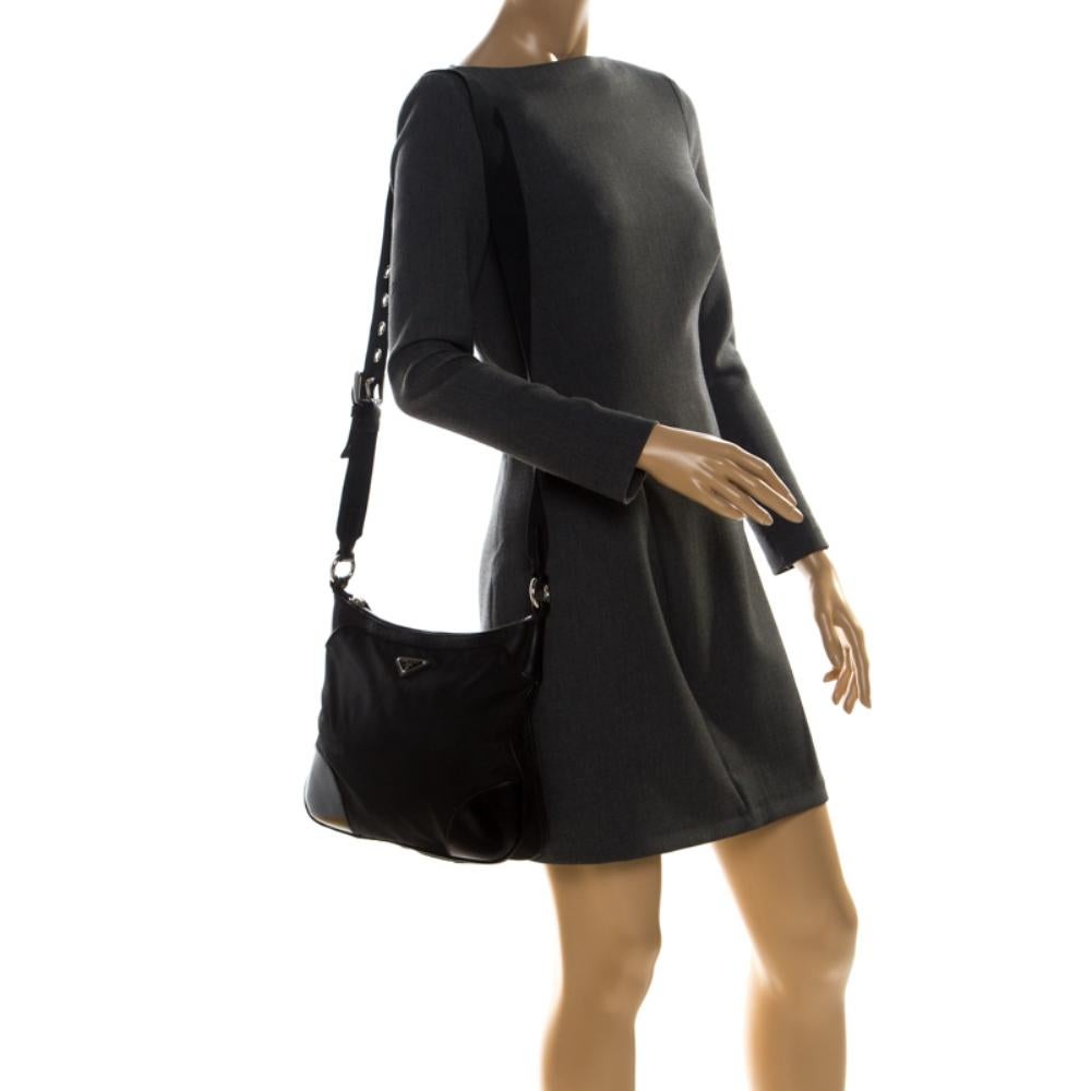 Prada Black Nylon and Leather Crossbody Bag In Good Condition In Dubai, Al Qouz 2
