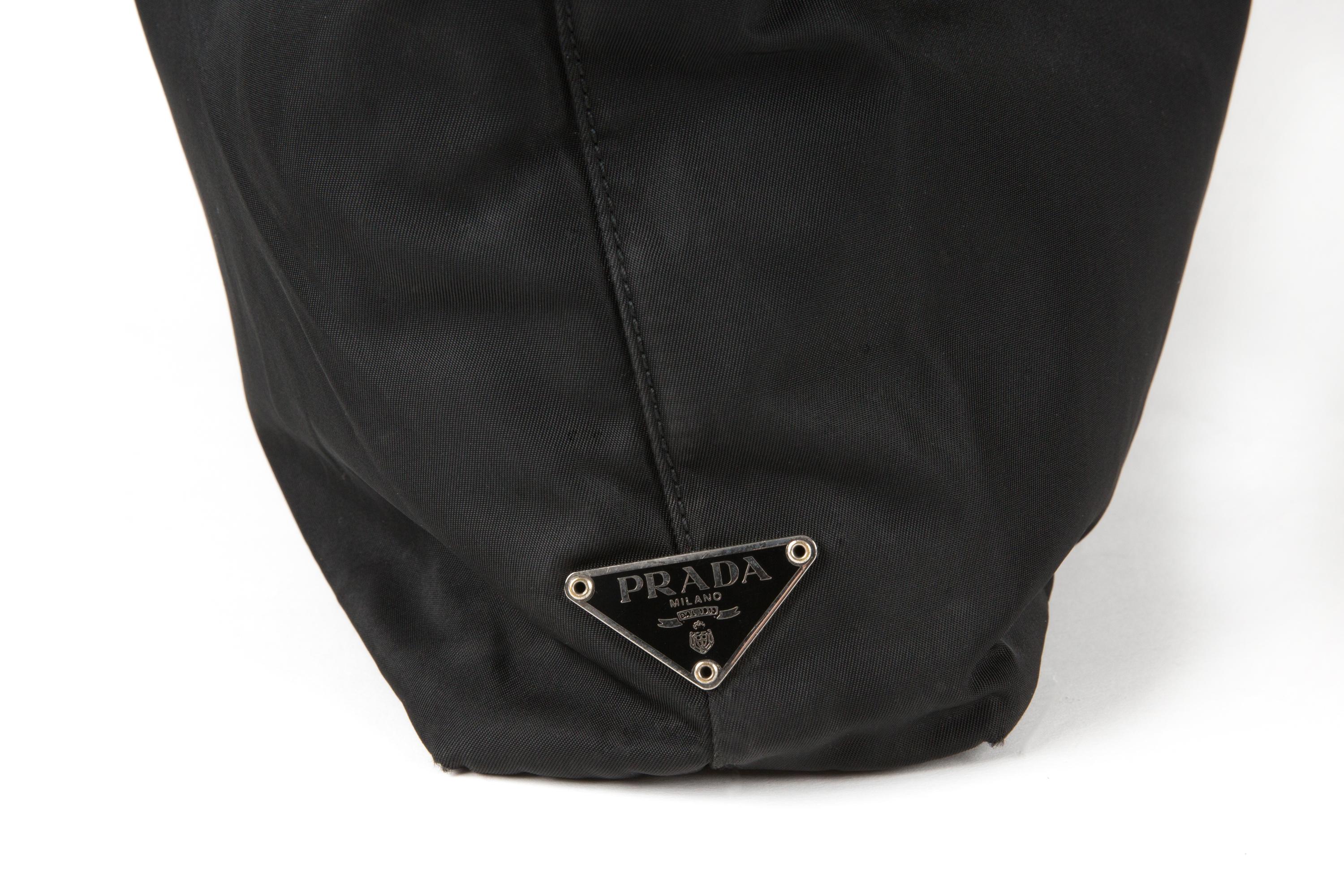 Women's Prada Black Nylon and Leather Tessuto Tote Bag For Sale
