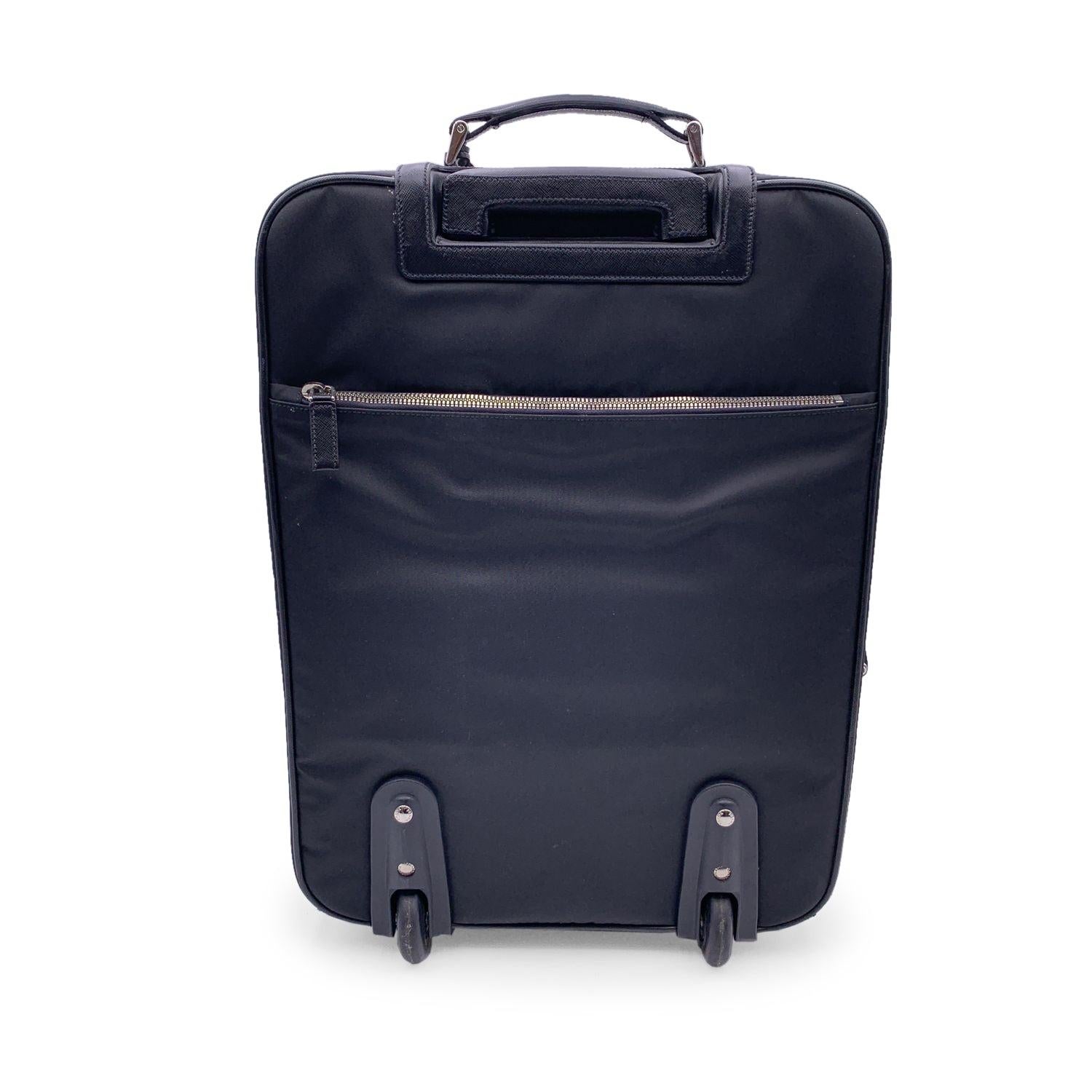 Prada Black Nylon Canvas Rolling Suitcase Trolley Luggage Travel Bag In Good Condition In Rome, Rome