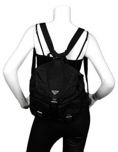 Prada Schwarz Nylon Double Buckle Pocket Rucksack Tasche mit Lederbesatz