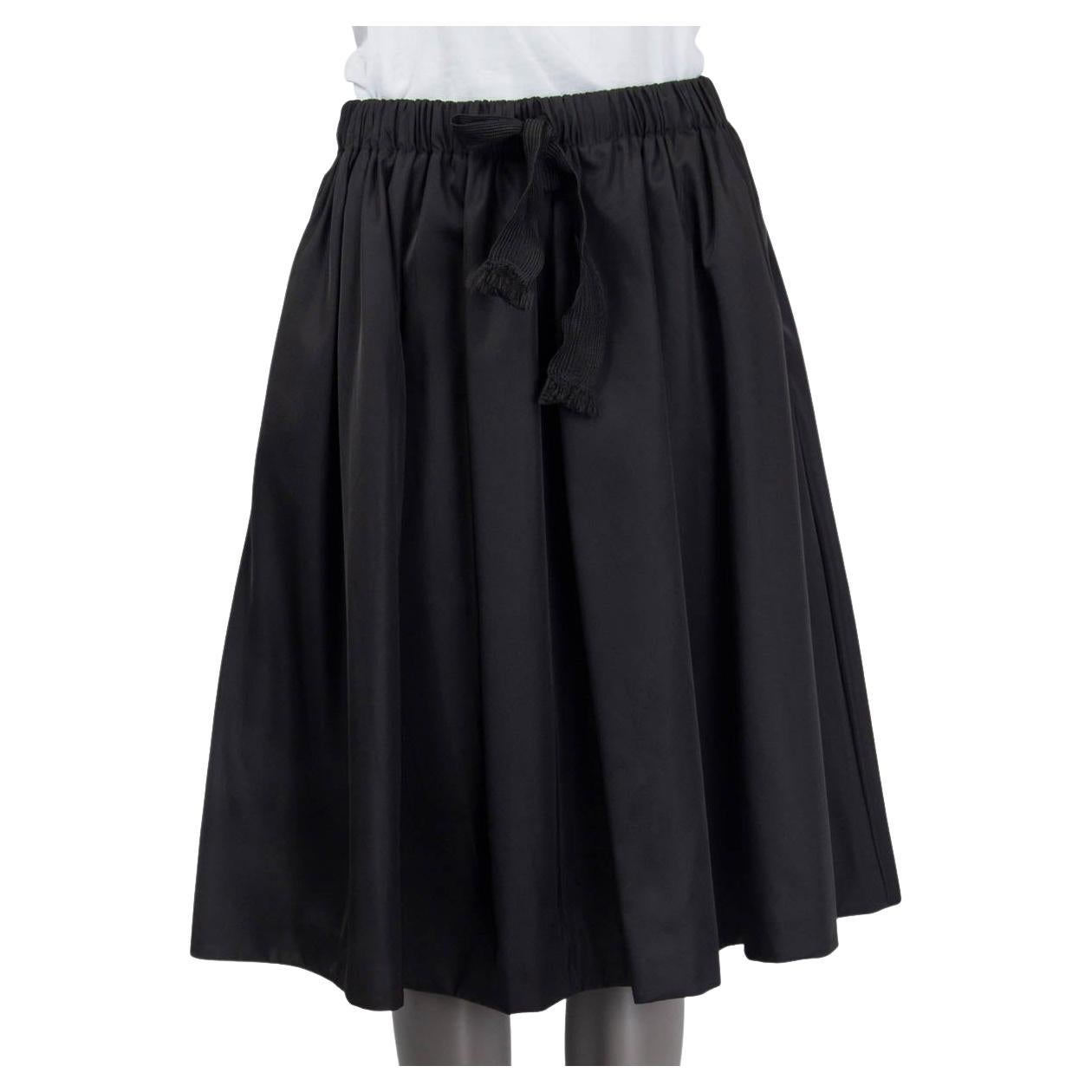 PRADA black nylon FLARED DRAWSTRING KNEE LENGTH Skirt 44 L For Sale
