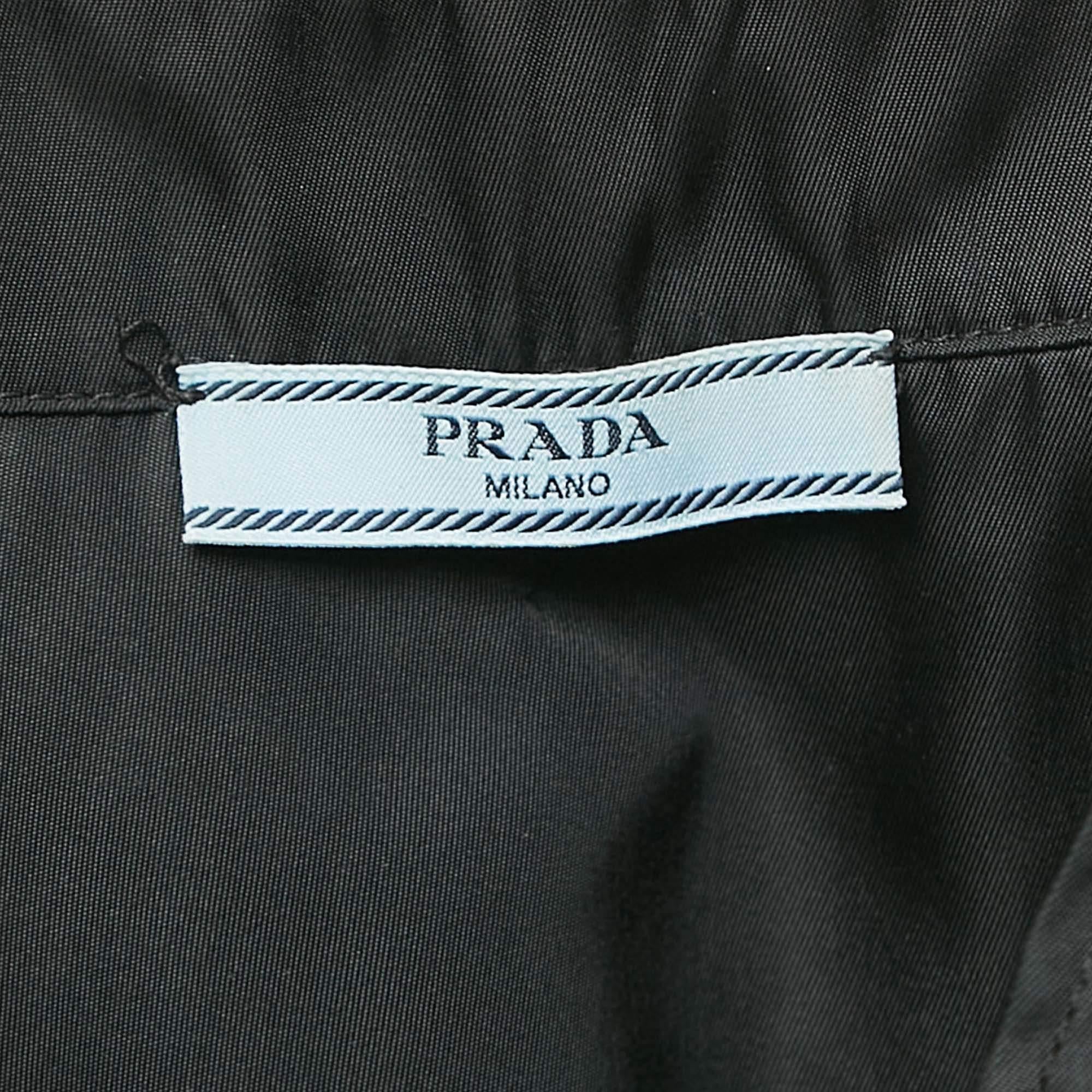 Women's Prada Black Nylon Hooded Crop Jacket L For Sale