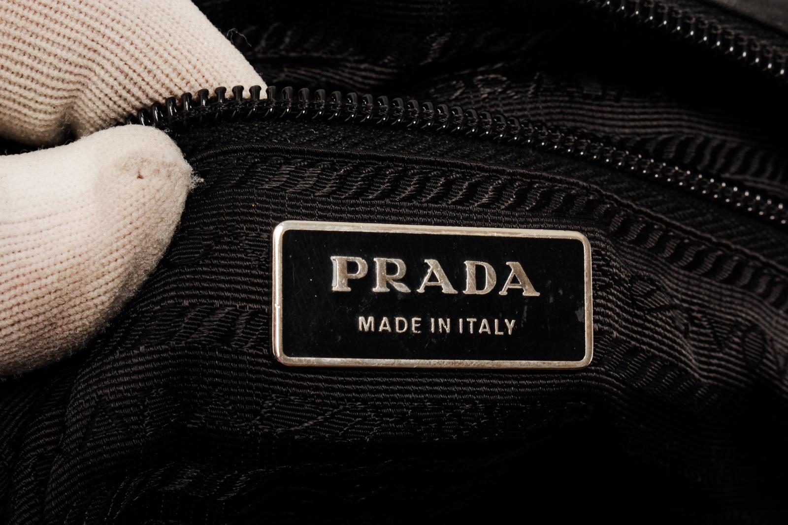 Women's Prada Black Nylon Leather Messenger Bag For Sale