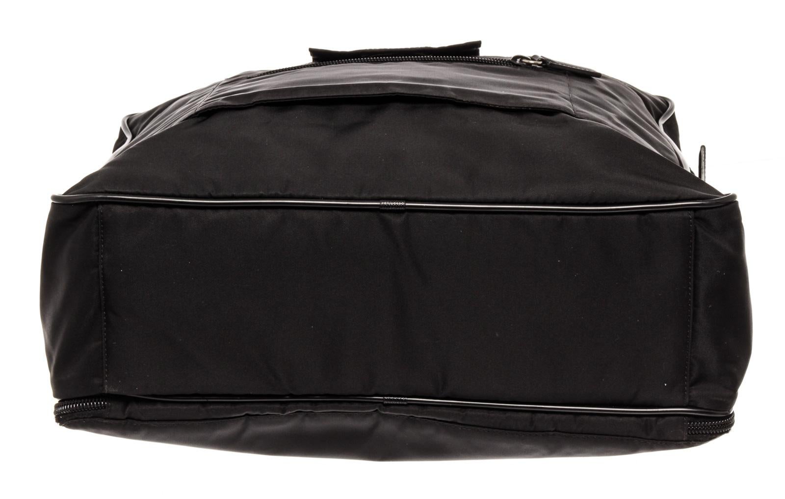 Prada Black Nylon Leather Messenger Bag For Sale 3