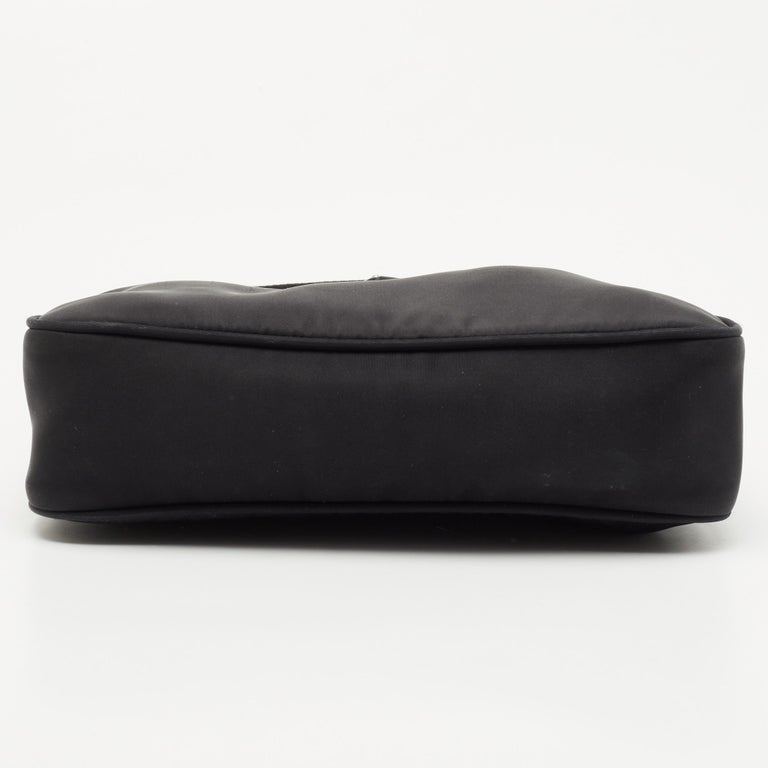 Prada Black Nylon Mini ReEdition 2000 Shoulder Bag For Sale at 1stDibs