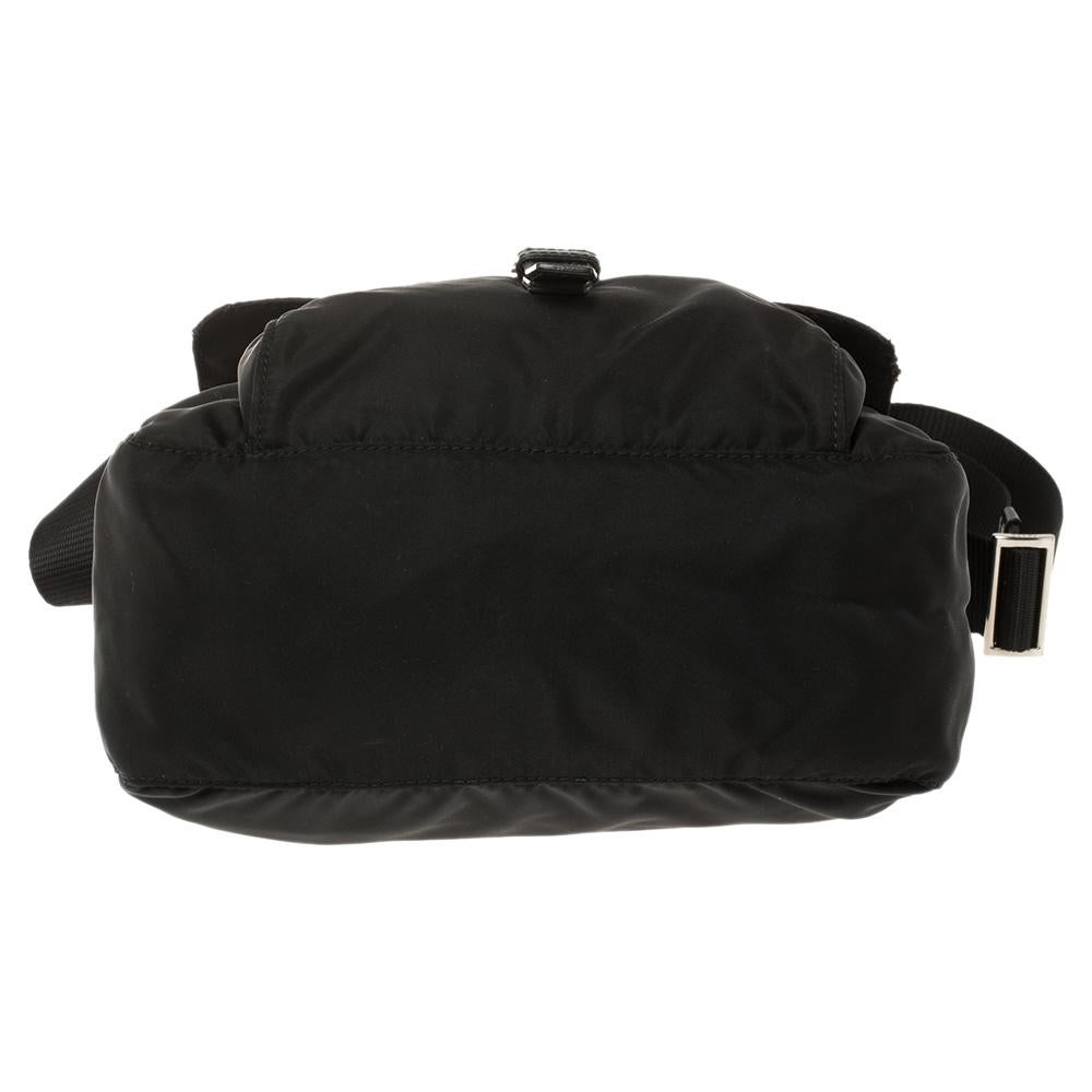 Prada Schwarz Nylon Tasche Klappe Messenger Bag 1