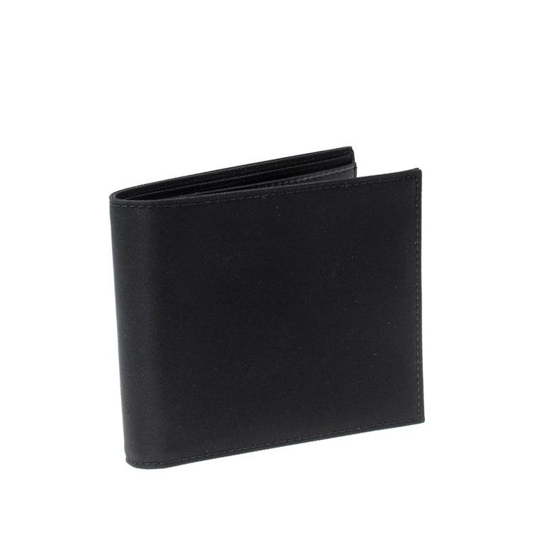 Bi Fold Leather Wallet in Black - Prada