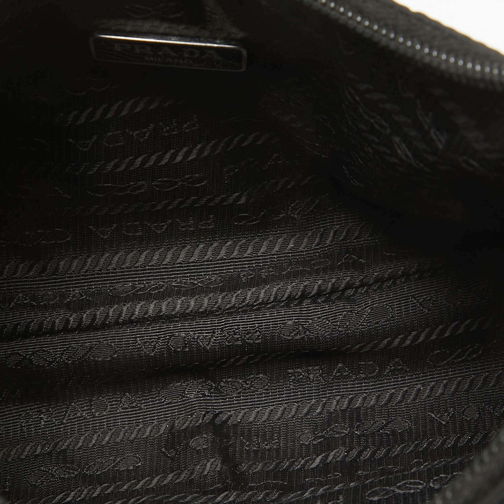 Prada Black Nylon Re-Edition 2000 Bag 3