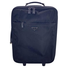 Prada Schwarze Nylon Rolling Suitcase Reisetasche/Gepäcktasche