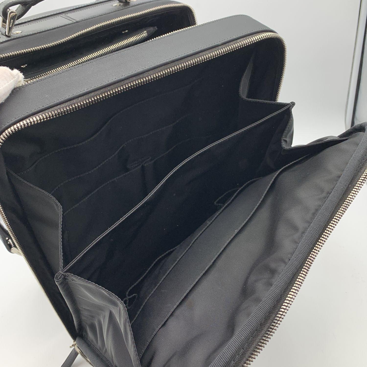 Prada Black Nylon Rolling Suitcase Wheeled Travel Bag Trolley en vente 1