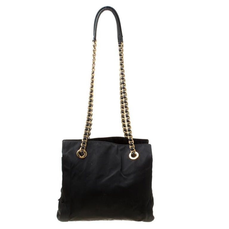 Prada Black Nylon Shoulder Bag For Sale at 1stDibs