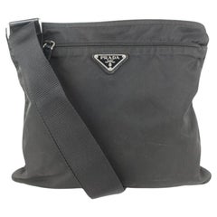  Prada Tessuto Messenger-Umhängetasche aus schwarzem Nylon 107pr32