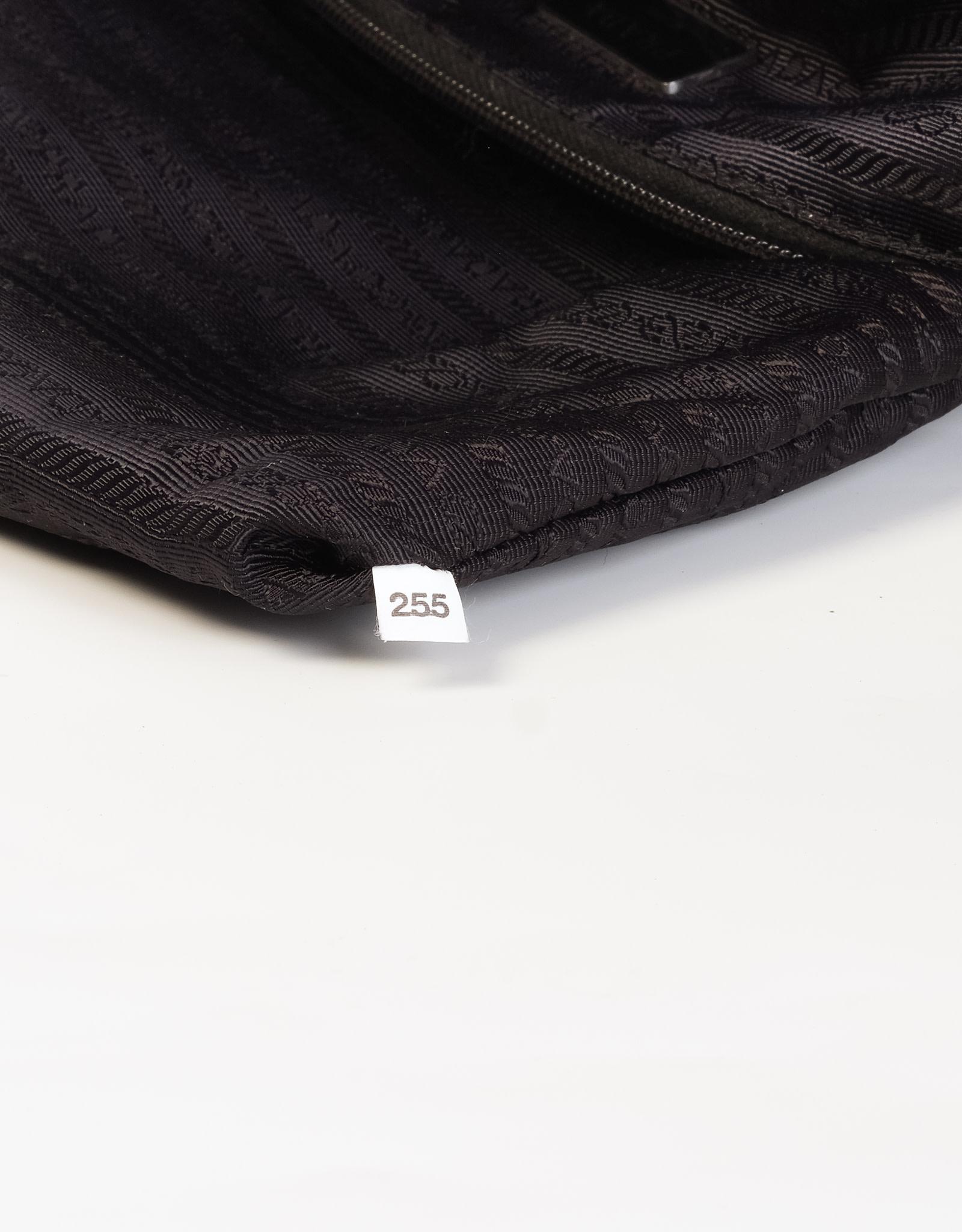 Prada Black Nylon Tessuto Vela Nero Tote Bag MM In Good Condition In Montreal, Quebec