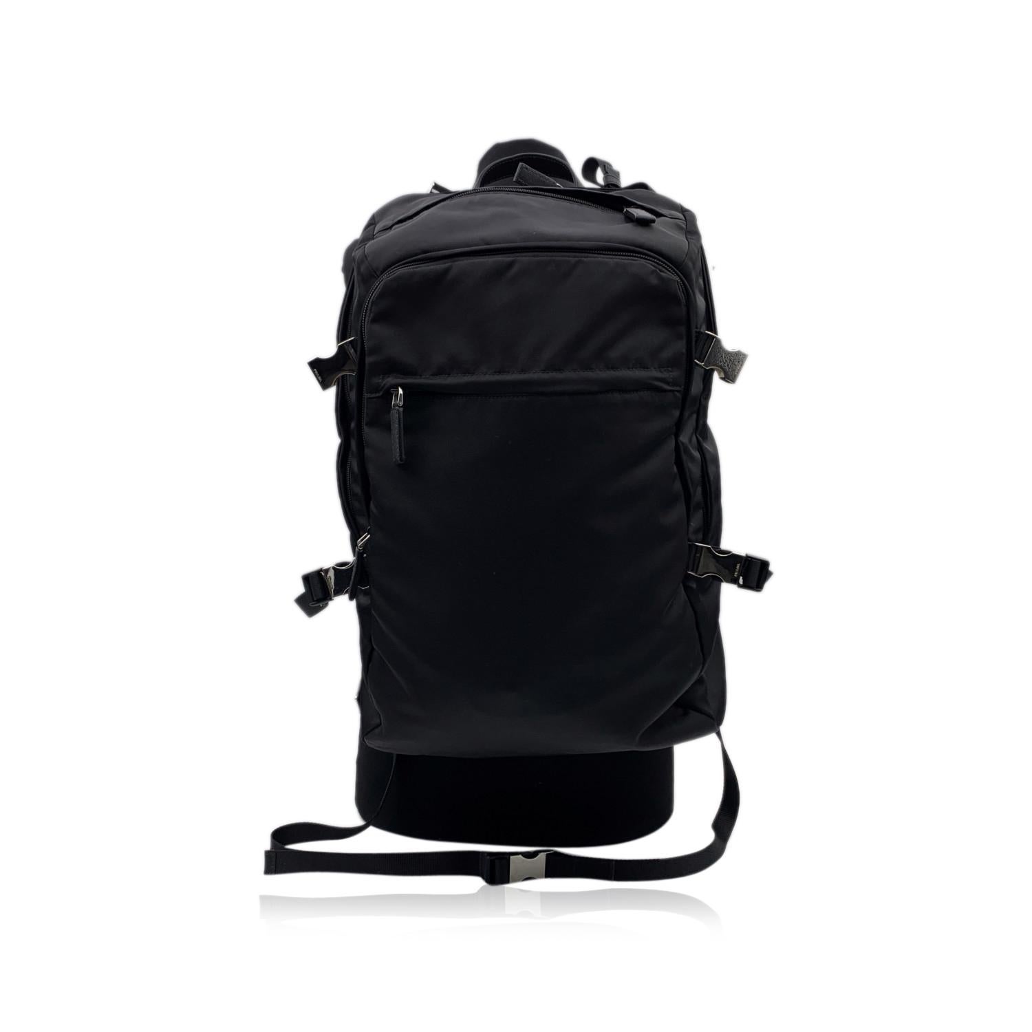 Prada Mochila de nailon negro Vela Canvas Bolso 2VZ022 en Excelente Estado en Rome, Rome