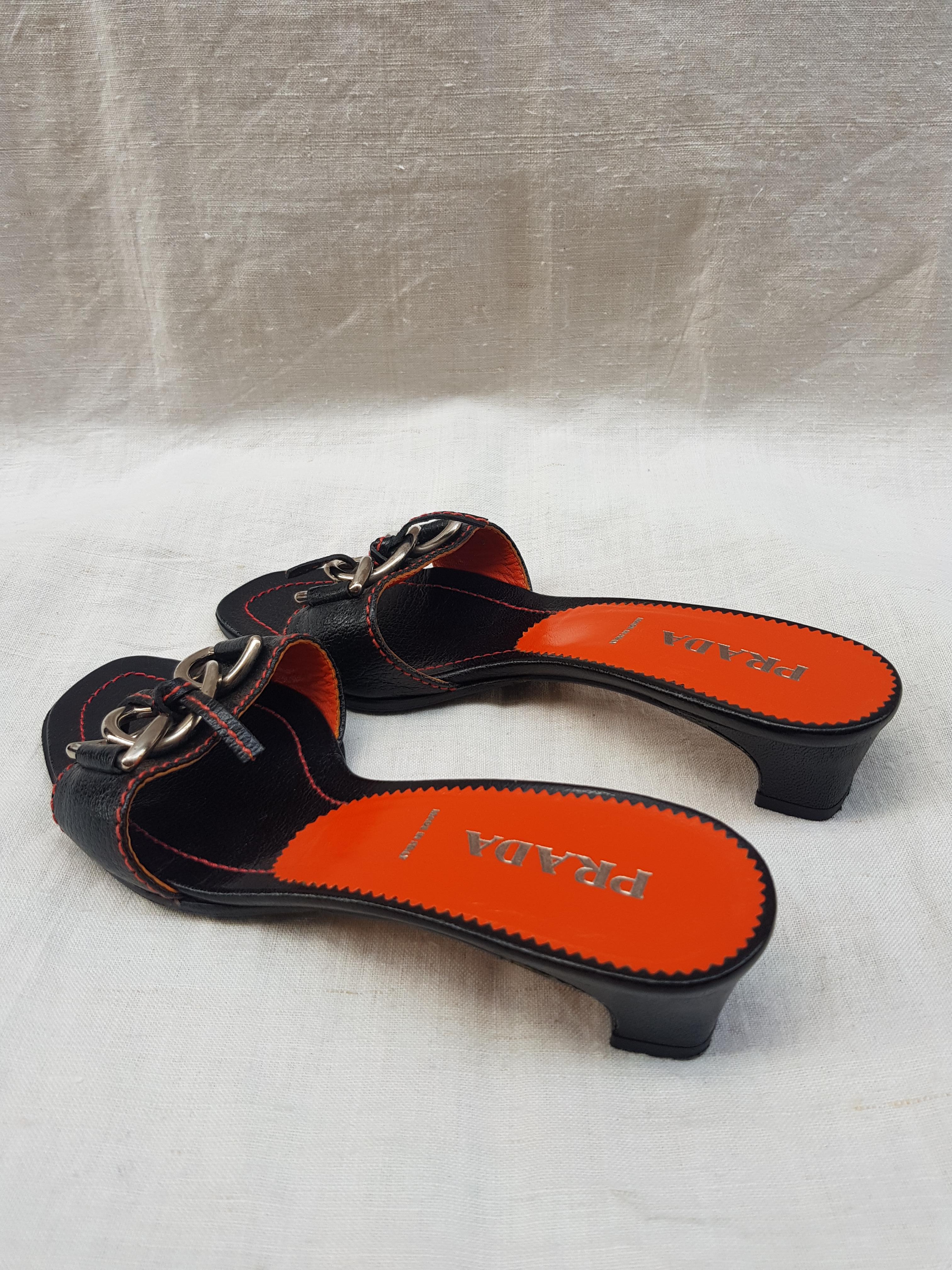 Mules Prada en cuir noir/orange, fin des années 1990 Pour femmes en vente