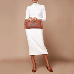 Prada Clutch aus gewebtem Leder in Schwarz/Orange