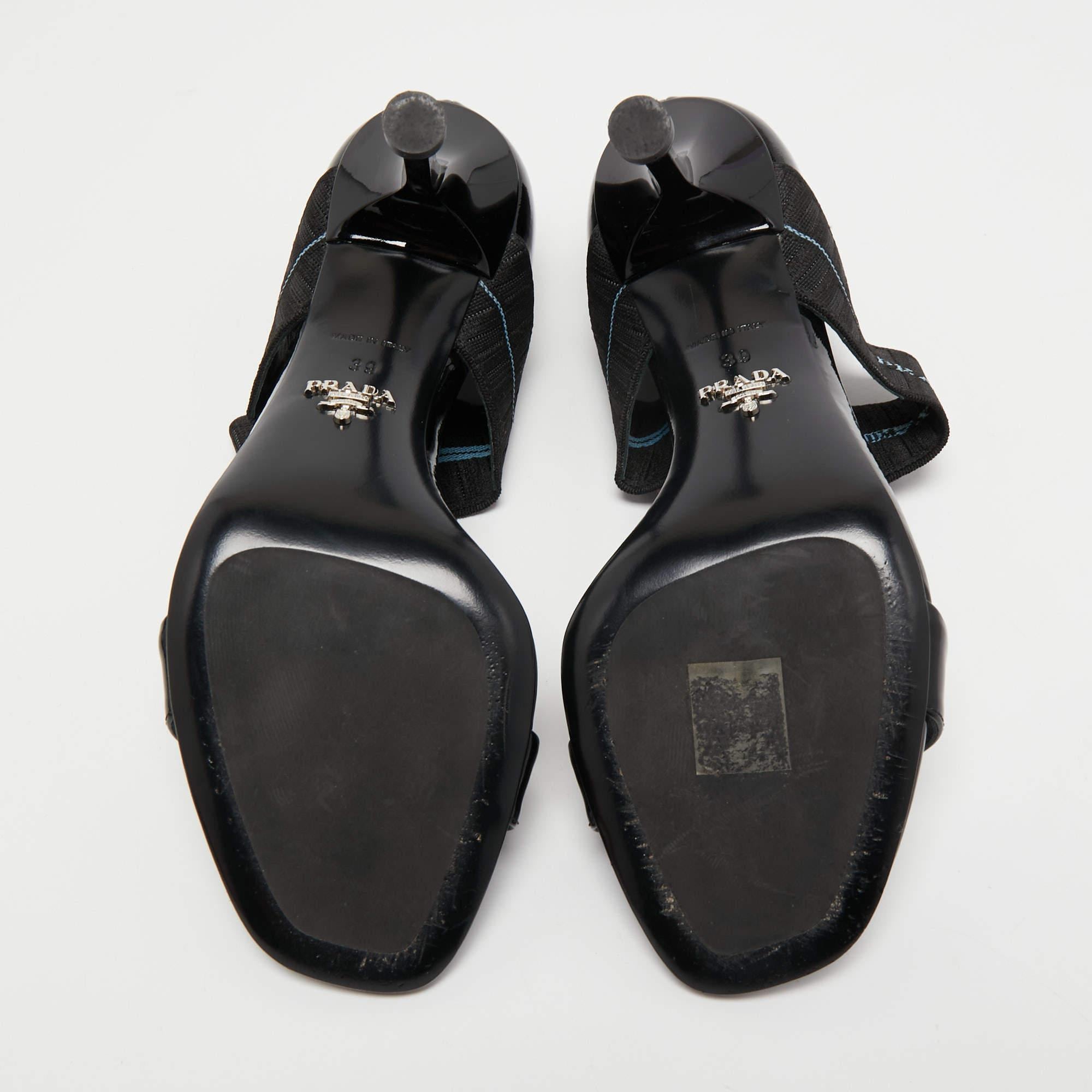 Prada Black Patent Leather and Logo Elastic Ankle Strap Sandals Size 39 In Good Condition For Sale In Dubai, Al Qouz 2
