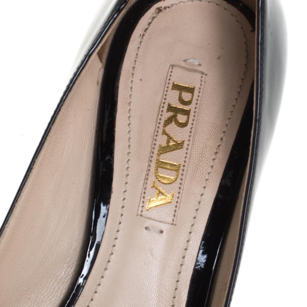 Prada Black Patent Leather Buckle Detail Block Heel Pumps Size 37 2